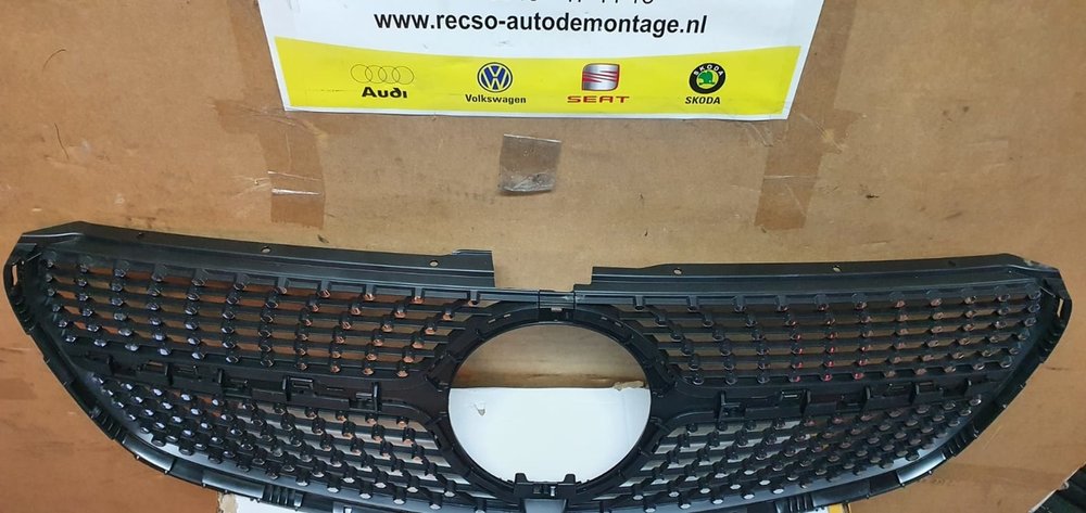 Diamond Grill Mercedes V Klasse A4478882300 - RecsoParts.nl