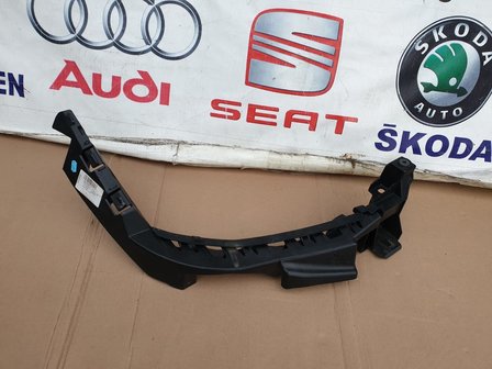 Seat Ibiza 6F Koplamp Steun Rechts Geleidingsstuk 6F0807572