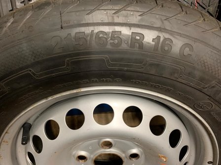 VW&nbsp;Transporter T5 T6 velg band Zomer 215/65/16&nbsp;7H0601027D