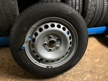 VW&nbsp;Transporter T5 T6 velg band Zomer 205/65/16&nbsp;7H0601027D