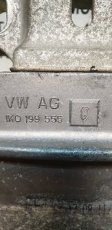 VAG Motorsteun Baksteun versnellingsbaksteun links 1K0199555Q