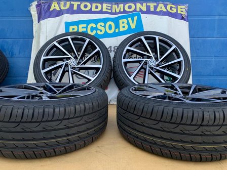 VW Polo 2G 6R 6C Spielberg Velgen zomerset Nieuw 205/45/16&nbsp;87W