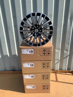 VW&nbsp;Transporter T5 T6 velg 18 inch Black Diamond nieuw