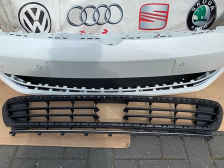 VW Golf 7 Voorbumper 6X PDC KLS ACC Oryx White LOK1 T120
