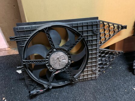 Polo 6R 1.2 tsi audi a1 Koelvin Ventilator Koelvinradiator 6R0121207Q