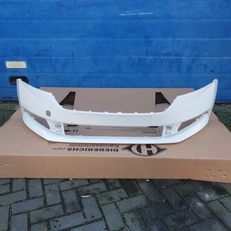 SKODA FABIA VOORBUMPER 6V0807221F 