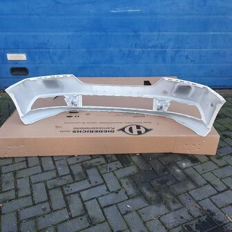 SKODA FABIA VOORBUMPER 6V0807221F 