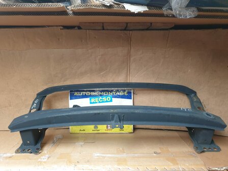 VW Caddy Frontbalk bumperbalk 1T0807109D