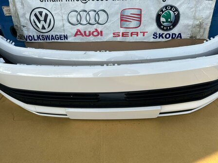 VW Transporter T6 Voorbumper wit orgineel 7E5807221D