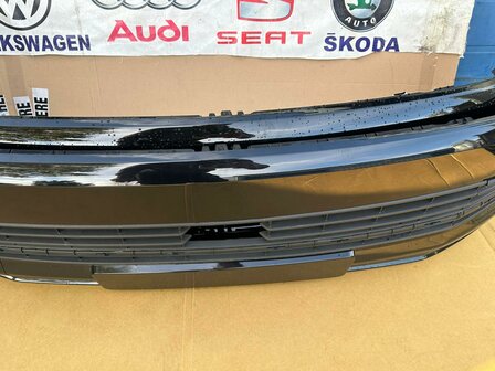 VW Transporter T6 Voorbumper zwart metallic 7E5807221D