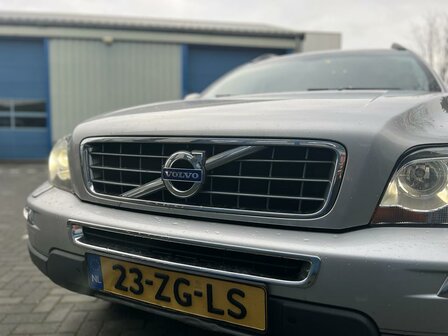 Volvo XC90 Voor grill nieuw met logo