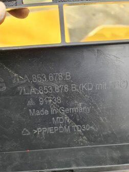 VW Transporter T6 Bumperrooster 7LA853678B