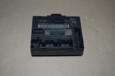 vw audi Portier regelapparaat 5Q0959393 5Q0959393A