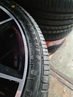 VW Golf 5 6 7 8 Velgen zomerset Nieuw 225/40/18&nbsp;92Y