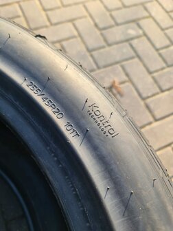 2x Hankook zomer banden Nieuw dot 2024 255/45/20&nbsp;101T