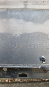 VW Polo 2G Voorbumper nieuw 4x pdc gaten grijs