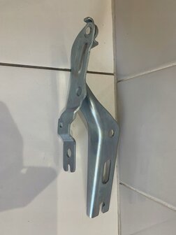 VW Polo 2G motorkap scharnier Rechts imitatie 2G0823302G 