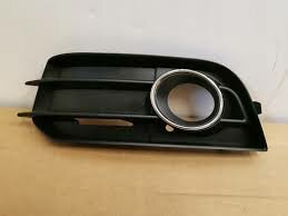 audi A1 Mistlamp kap Links 8x0807681a
