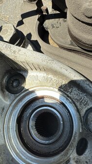 VW Tiguan Veerpoot Links Voor Compleet 5Q0407257A