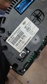 VW up Instrumentenpaneel km teller 1S0920870