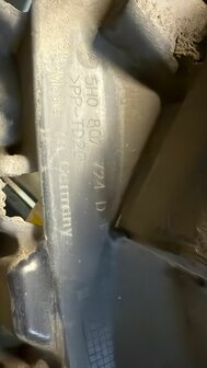 VW Golf 8 bumper houder rechts 5H0807724D