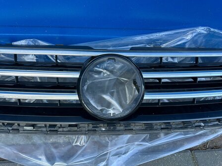 Vw Caddy 4 Grill gebruikt orgineel 2K5853653A 2K5853651C 2015+