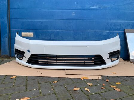 VW Caddy 2015+ voorbumper + Achterbumper LB9A wit
