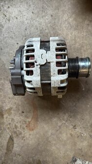 VW Audi Skoda GOLF Dynamo  04C903023L 140A 