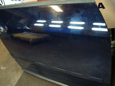 A2 2001 portier deur rechts voor donker blauw kaal