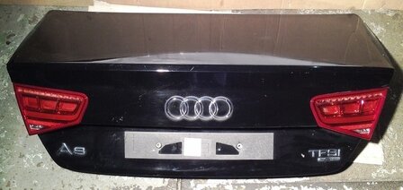 A8 4H Achterklep koffer klep BJ 2010 2013 LY9B