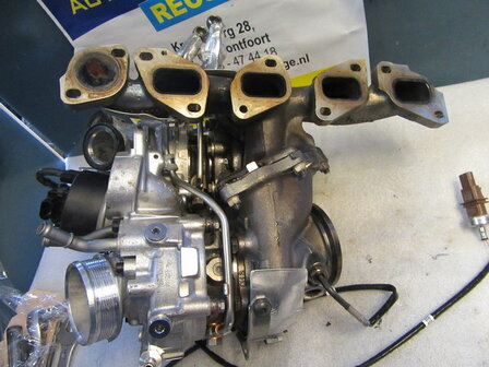 PASSAT BI Turbo 2.0 TDI 03N253020C 03N145401D