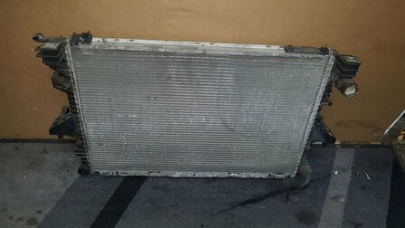Radiateur Voor T5 Transporter 2.5 TDI AXD.AXE.BNZ.BPC 7H0121253G 7H0121253J