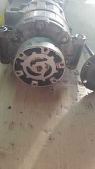 a8 Q7 R8 aircopomp 4.2 5.2 tfsi 4EO260805Q