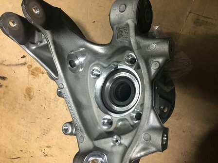 Touareg 7P Cayenne Wielnaaf achter rechts 7P0505436B