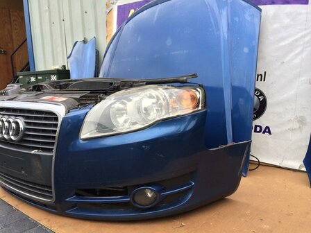 Voorkop A4 8E 2.0 TDi Blauw 2006