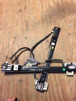 CADDY 4 RAAMMECHANISME RECHTS VOOR 2K5837462