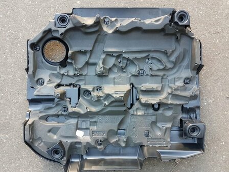 Leon 1.6 2.0 TDI Motorafdekking 04L103925S 04L103925Q