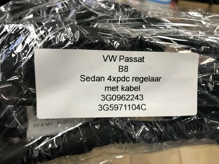 Passat B8 Regelapparaat Module 4X PDC Kompleet met kabels 3G0962243