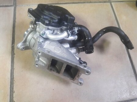 Vag Gasklep gasklephuis 04L128063AA