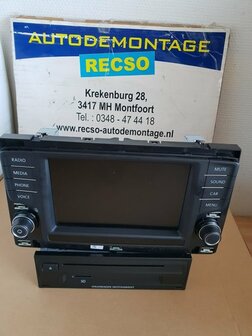 VAG Discover Media player phone 3G0919605B 3Q0035842A