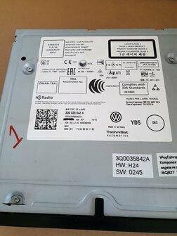 VAG Discover Media player phone 3G0919605B 3Q0035842A