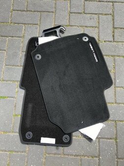 Amarok vloer mat voor set Dark label
