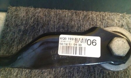 Polo ibiza A1 motorsteun steun 6Q0199851AM