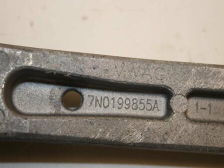 Sharan Tiguan motorsteun baksteun 7N0199855A