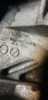 A2 1.4 TDI Dynamo steun 045903143E