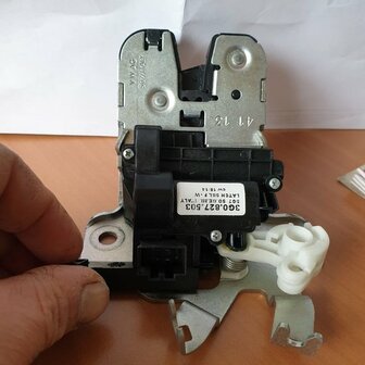 Achterklepslot A4 16-19 3g0827503