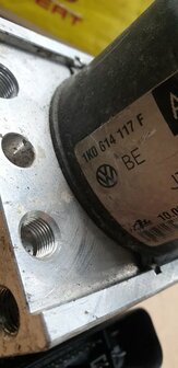 ABS Pomp 1K0614117F 1K0907379N