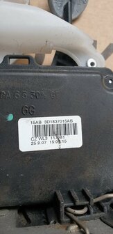Touran caddy Portierslot Links voor 3D1837015 AB