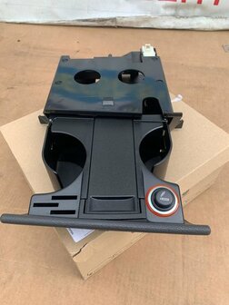 Transporter T5 Asbak met bekerhouder voor 7H1857301