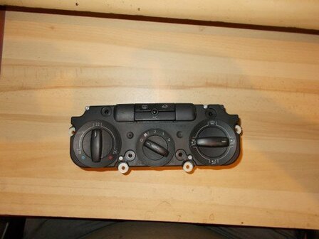 Caddy Kachel bedieningspaneel airco clima 1K0820047HM